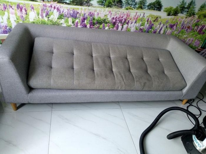 Sofa bị bẩn trước khi giặt